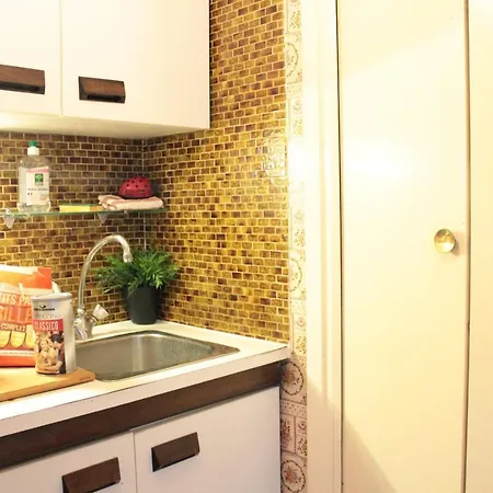 Apartment Hostnfly - Beautiful Bright Studio And Design *